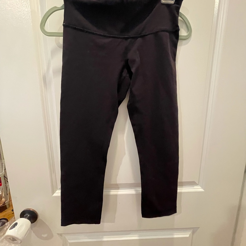 Lululemon athletica align crop 21” Capri size